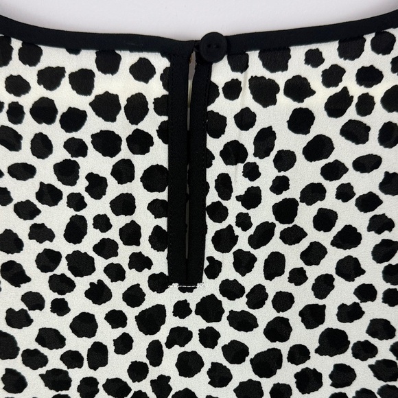 Ann Taylor LOFT Casual Chic Black & White Patterned Sleeveless Large Blouse - Picture 10 of 10